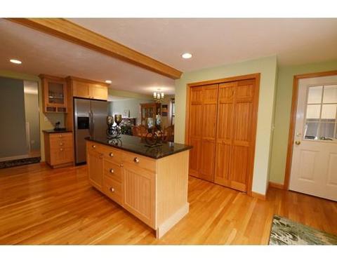 53 Cape Cod Ln, Hanover, MA 02339 photo 8