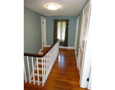 103 Gillette Ave, Springfield, MA 01118 photo 17