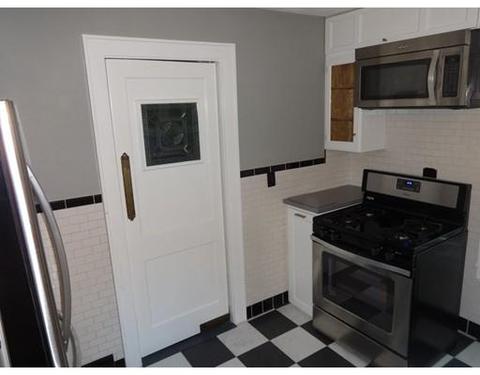 103 Gillette Ave, Springfield, MA 01118 photo 8
