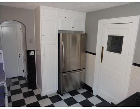 103 Gillette Ave, Springfield, MA 01118 photo 9