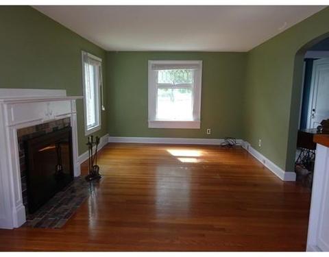 103 Gillette Ave, Springfield, MA 01118 photo 11