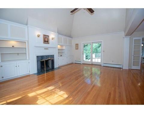 79 Ernest Ave, Worcester, MA 01604 photo 4