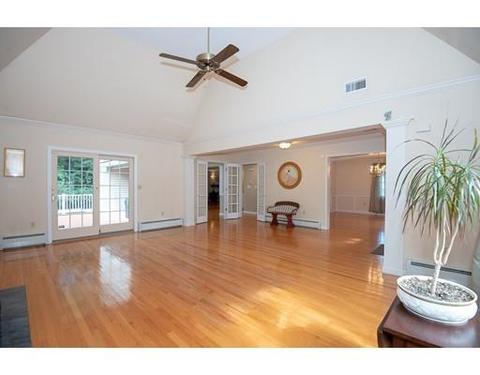 79 Ernest Ave, Worcester, MA 01604 photo 5