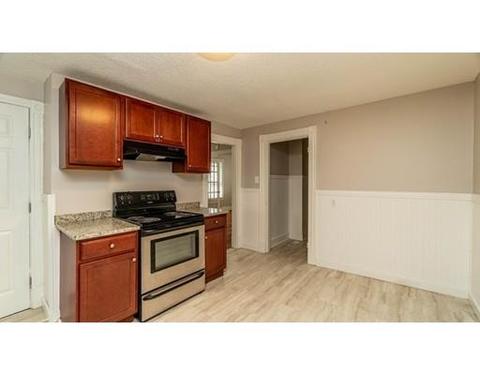 556 Springfield St, Chicopee, MA 01013 photo 5