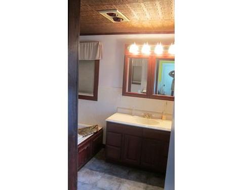 8 Everett St, Lawrence, MA 01843 photo 20