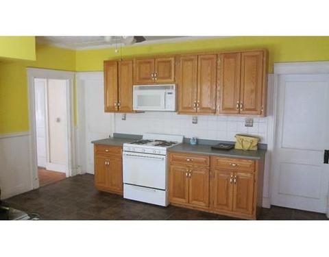 8 Everett St, Lawrence, MA 01843 photo 8