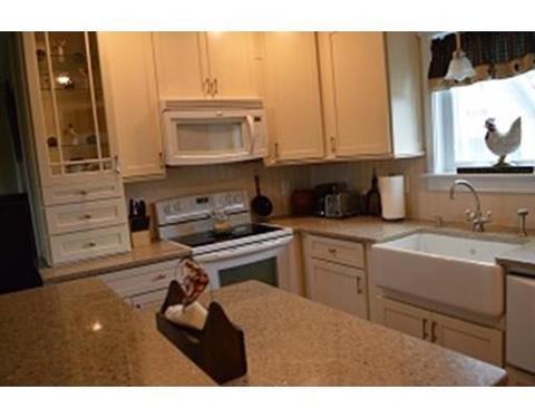 6 Gordon St, West Wareham, MA 02576 photo 4