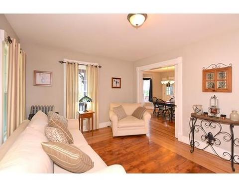7 Chadwick St, Worcester, MA 01605 photo 3