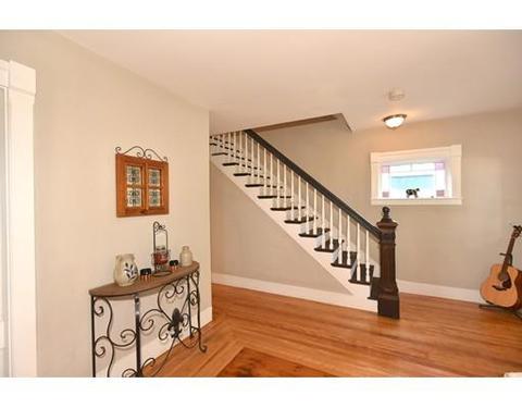 7 Chadwick St, Worcester, MA 01605 photo 5