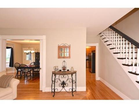 7 Chadwick St, Worcester, MA 01605 photo 9