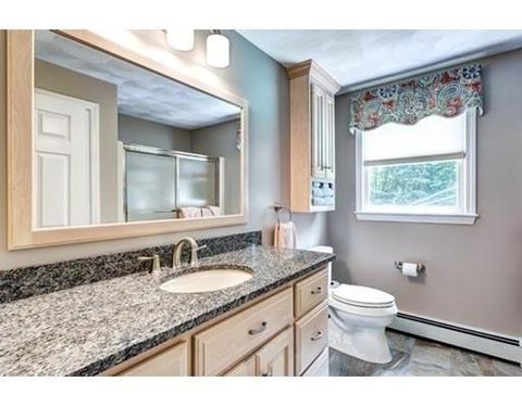 4 Maple Tree Ln, Franklin, MA 02038 photo 19