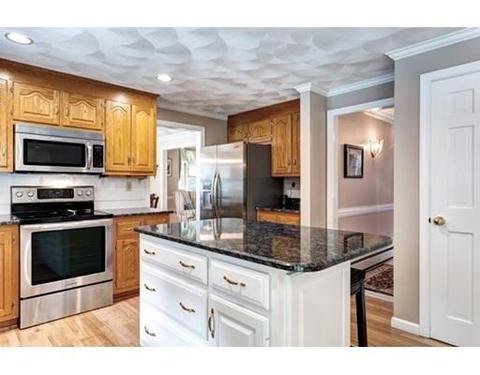 4 Maple Tree Ln, Franklin, MA 02038 photo 11