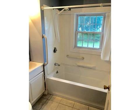 8 Palmer Ave, Danvers, MA 01923 photo 3
