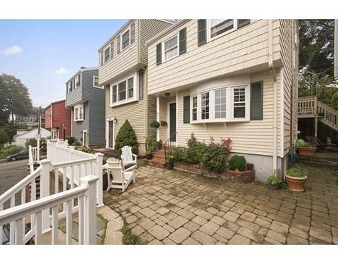 8 Colonial Ct, Marblehead, MA 01945 photo 18