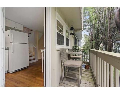 8 Colonial Ct, Marblehead, MA 01945 photo 11
