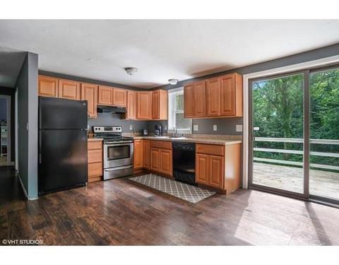 15 Oldham Cir, Mashpee, MA 02649 photo 4