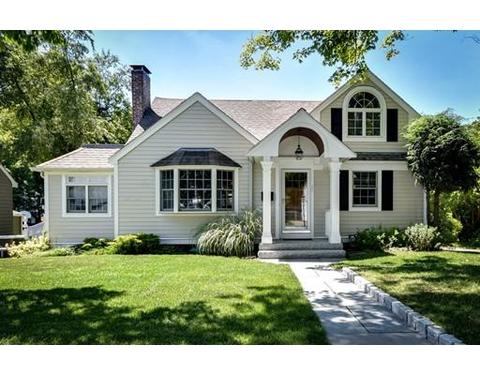 35 Beaufort Ave, Needham, MA 02492 photo 1