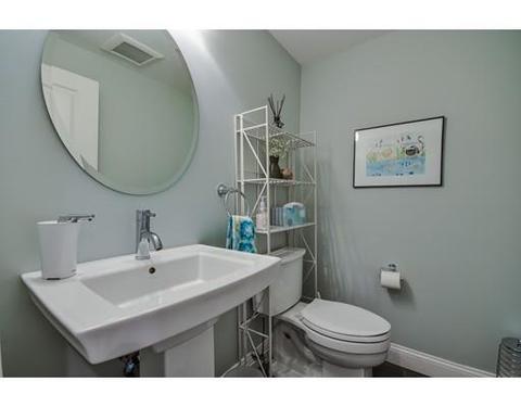 35 Beaufort Ave, Needham, MA 02492 photo 9