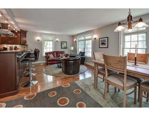 35 Beaufort Ave, Needham, MA 02492 photo 6
