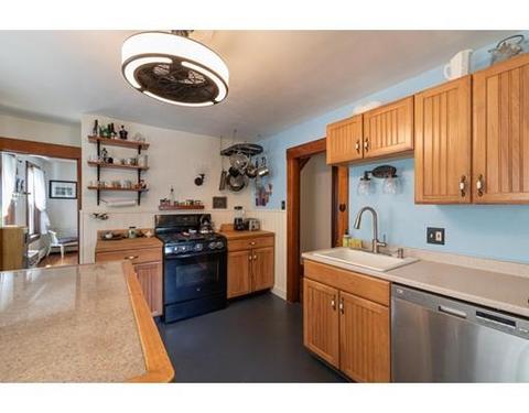 23 Garfield Ave, Easthampton, MA 01027 photo 9