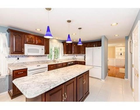 41 Hammersmith Dr, Saugus, MA 01906 photo 8