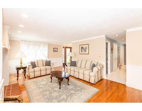 41 Hammersmith Dr, Saugus, MA 01906 photo 7