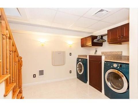 41 Hammersmith Dr, Saugus, MA 01906 photo 22