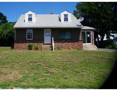 82 Saint Jacques Ave, Chicopee, MA 01020 photo 1