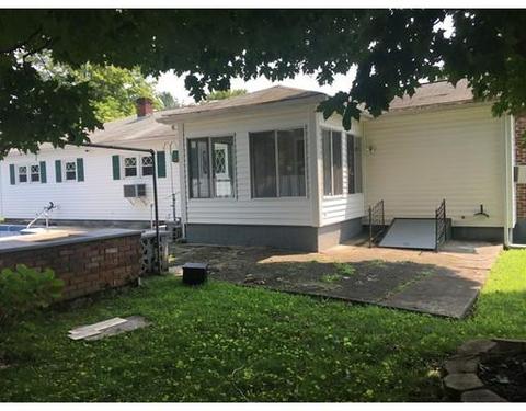 7 Arkwright Rd, Webster, MA 01570 photo 4