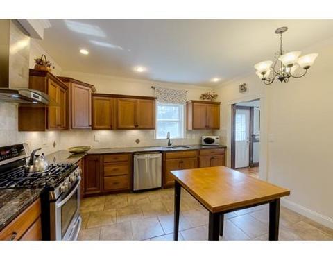 33 Westernview St, Springfield, MA 01108 photo 7