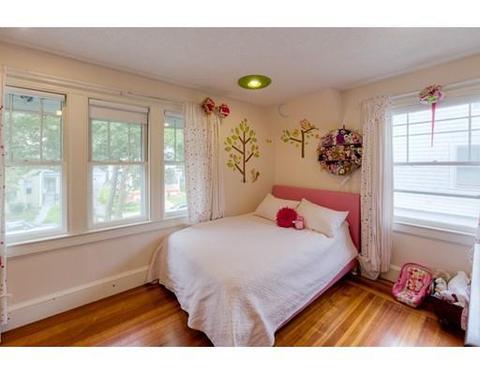 33 Westernview St, Springfield, MA 01108 photo 19