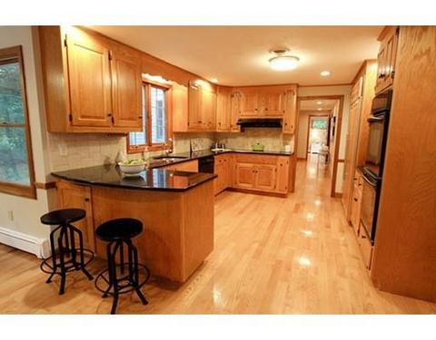 250 Stratford Rd, Needham, MA 02492 photo 12