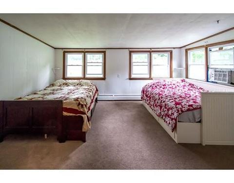 23 Seminole St, Springfield, MA 01118 photo 14