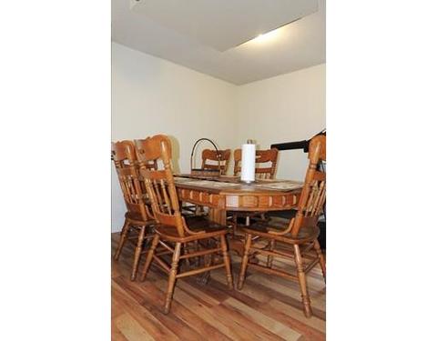 51 Lamont St, Springfield, MA 01119 photo 9