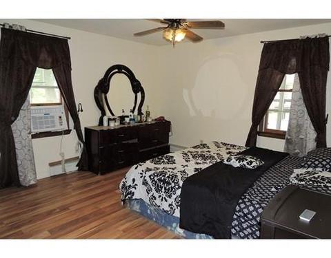 51 Lamont St, Springfield, MA 01119 photo 7