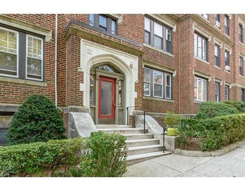 32 Summit Ave #4, Brookline, MA 02446 photo 1