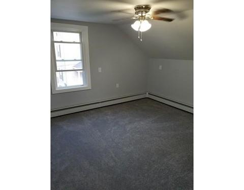 26 Pear St, Fall River, MA 02720 photo 9