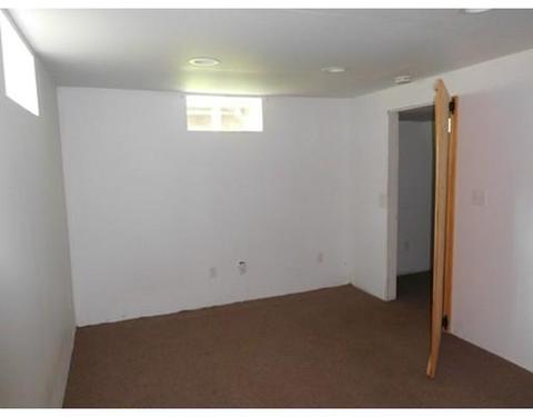 142 Clairmont Ave, Chicopee, MA 01013 photo 15