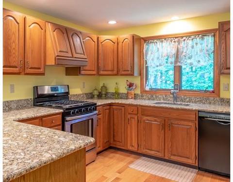 49 West Rd, Hampstead, NH 03841 photo 5
