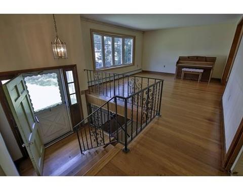 5 Spring St, Danvers, MA 01923 photo 3
