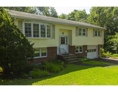 5 Spring St, Danvers, MA 01923 photo 1