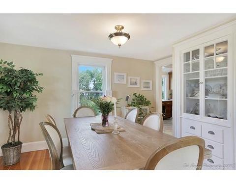 128 Lothrop St, Beverly, MA 01915 photo 3