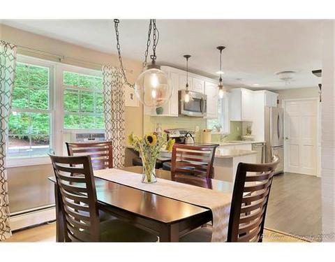 2 Gordon Rd, Beverly, MA 01915 photo 3