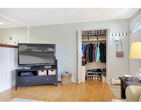 2 Gordon Rd, Beverly, MA 01915 photo 12