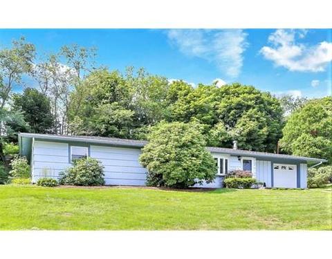 2 Gordon Rd, Beverly, MA 01915 photo 1