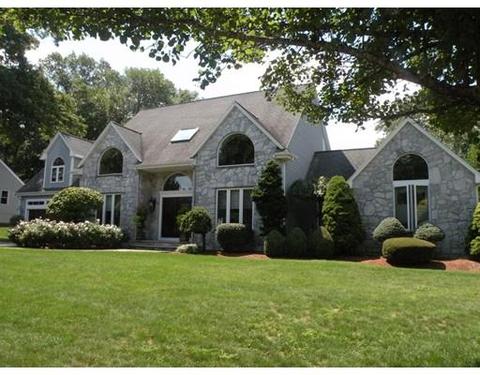 50 Culloden Dr, Canton, MA 02021 photo 2