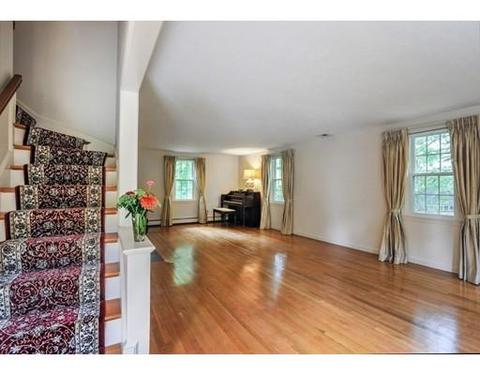 16 Volunteer Rd, Hingham, MA 02043 photo 9