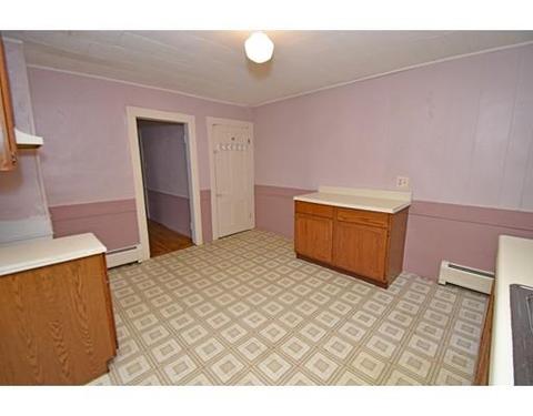 65 Emerald Pl, Easthampton, MA 01027 photo 7
