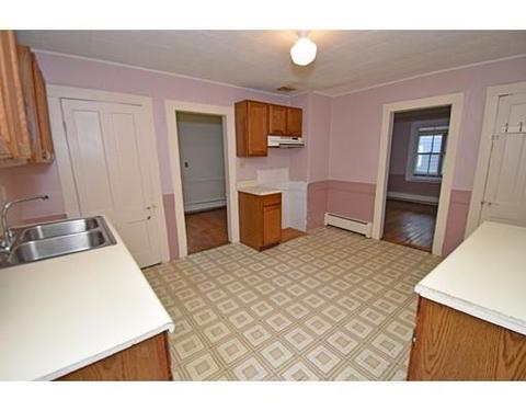 65 Emerald Pl, Easthampton, MA 01027 photo 8