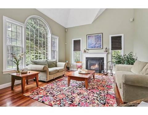 2 Spruce Run, Beverly, MA 01915 photo 3